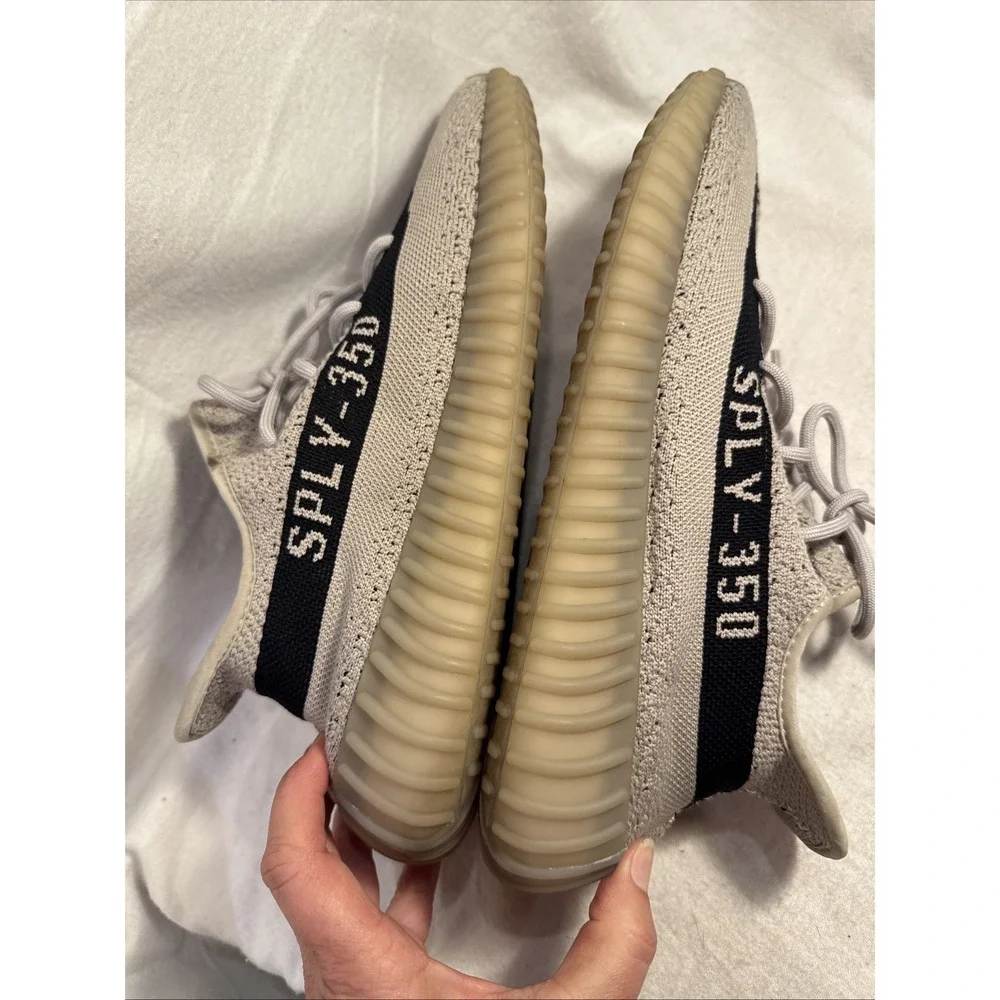Adidas Yeezy Boost 350 V2 Beige Black SPLY-350 Size 11 HP7870 Kanye West